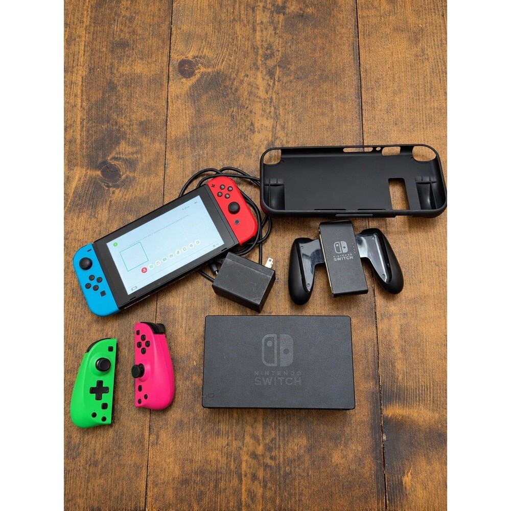 Nintendo Switch with Neon Blue and Neon Red Joy-Con (HAC-001-01) 32gb V2 Switch